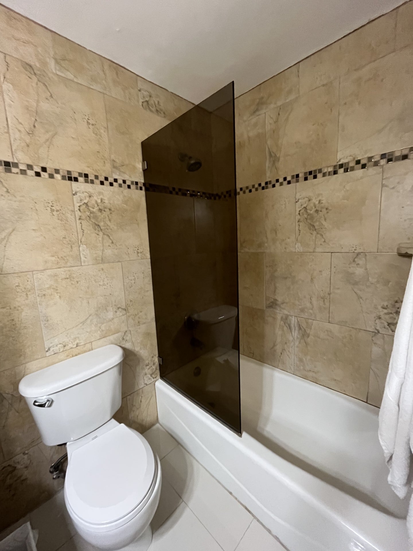 Condo Las Colinas, at Paseo los Robles Mayagüez