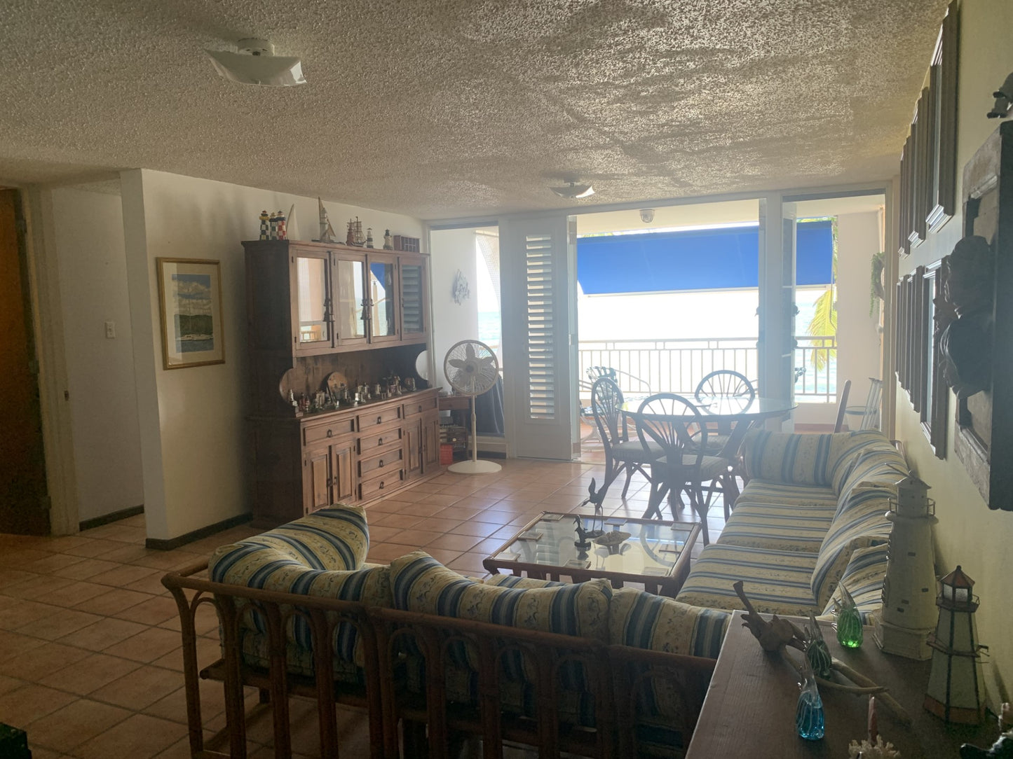Playa Almirante, Añasco - Ocean Front Apartment