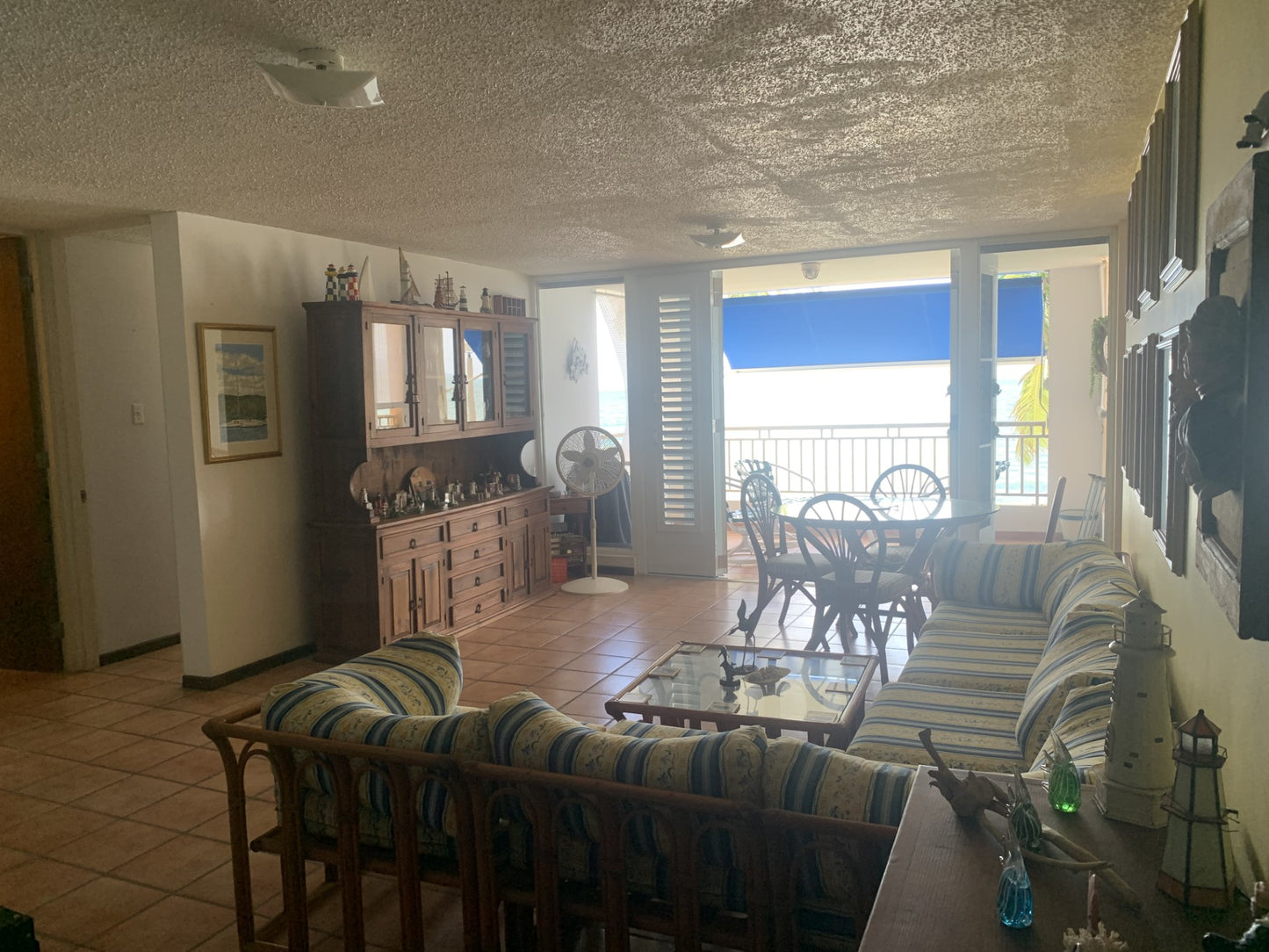 Playa Almirante, Añasco - Ocean Front Apartment