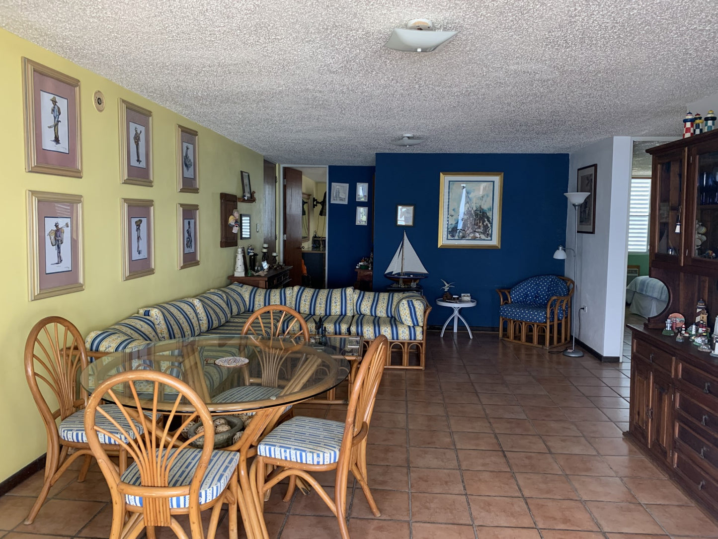 Playa Almirante, Añasco - Ocean Front Apartment