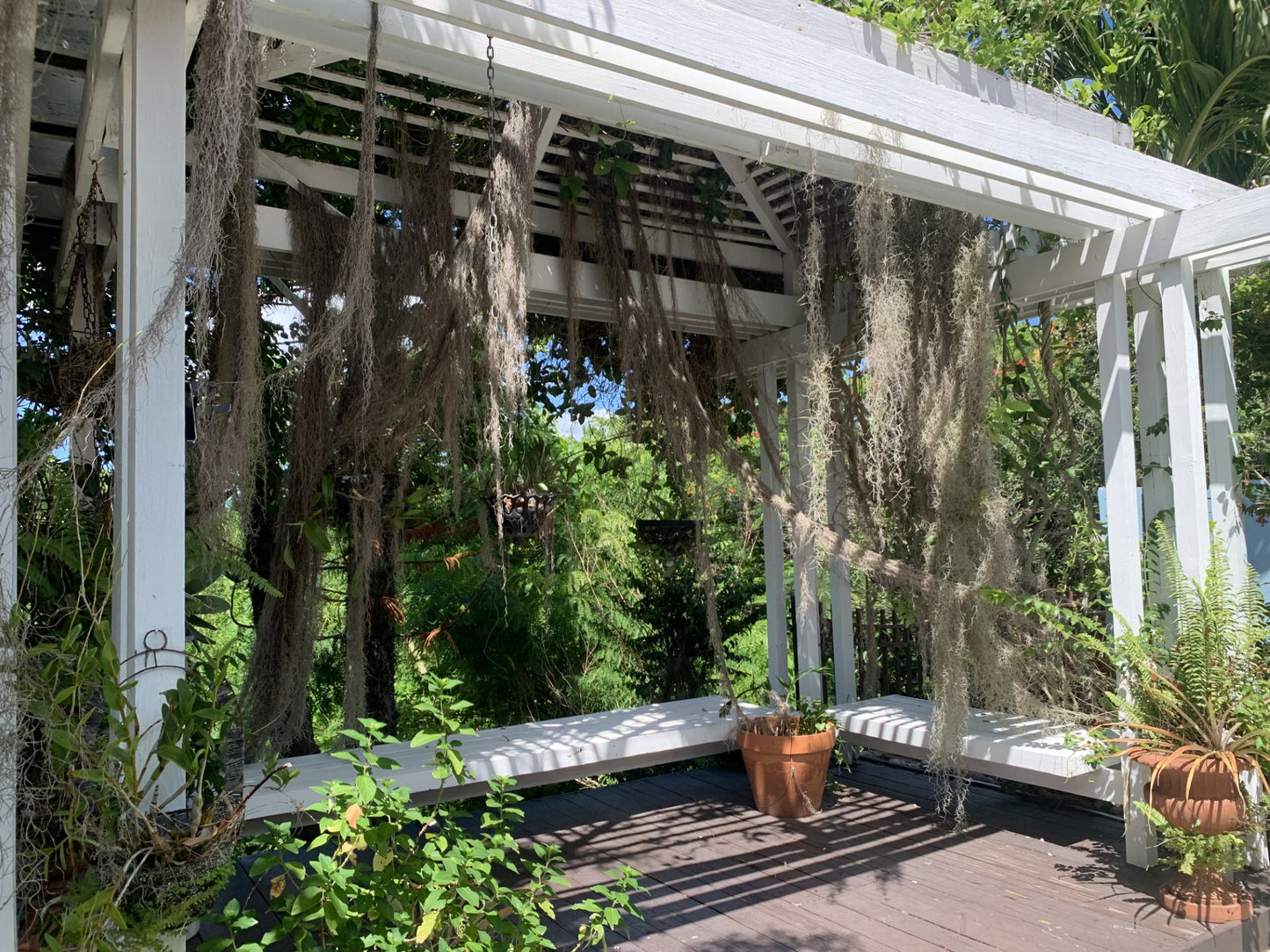 House with spectacular views!!