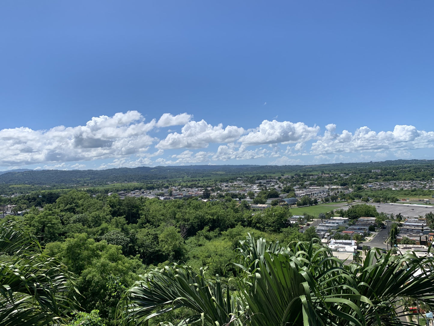 House with spectacular views!!