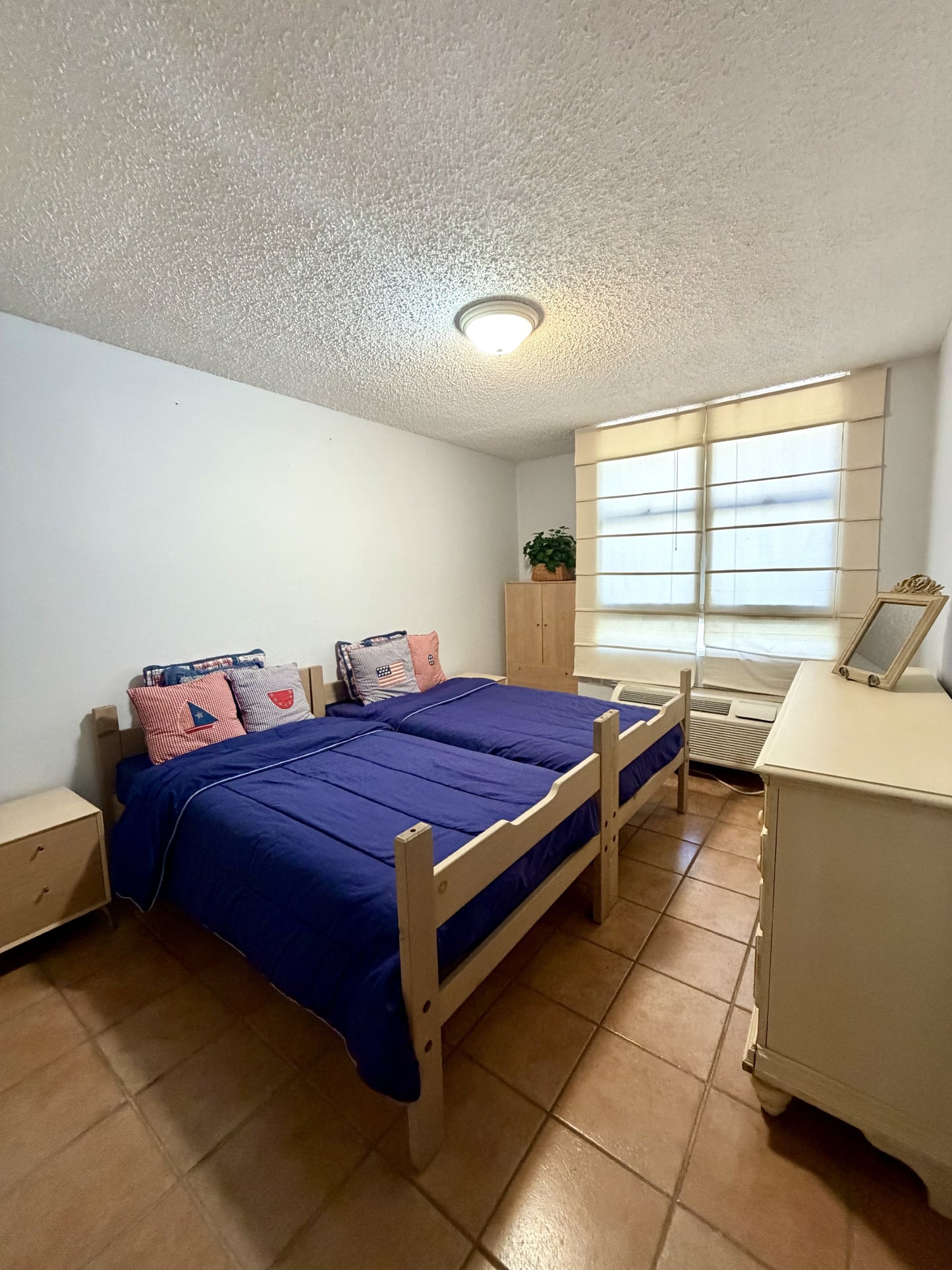 Playa Almirante Condominium