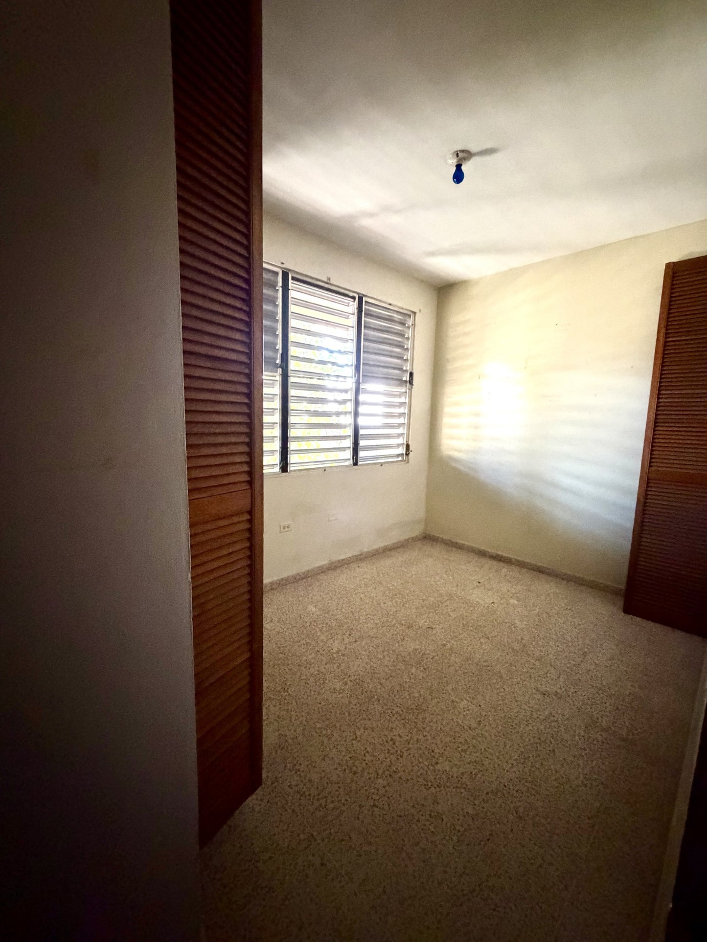 Prime Three Story Building Calle Basora #77
