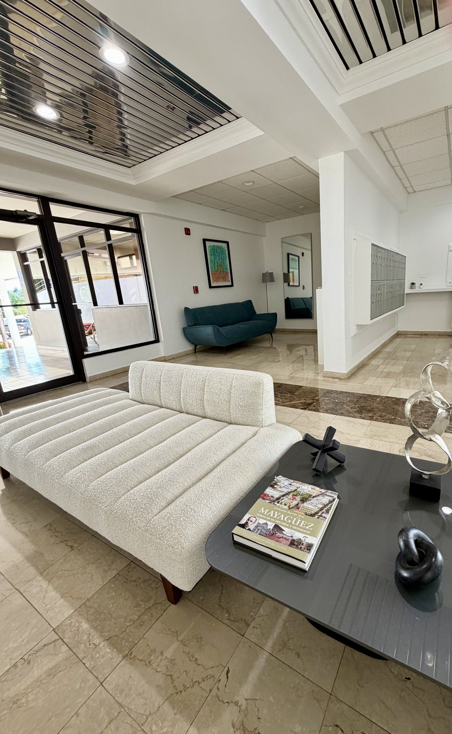El Castillo Condominium