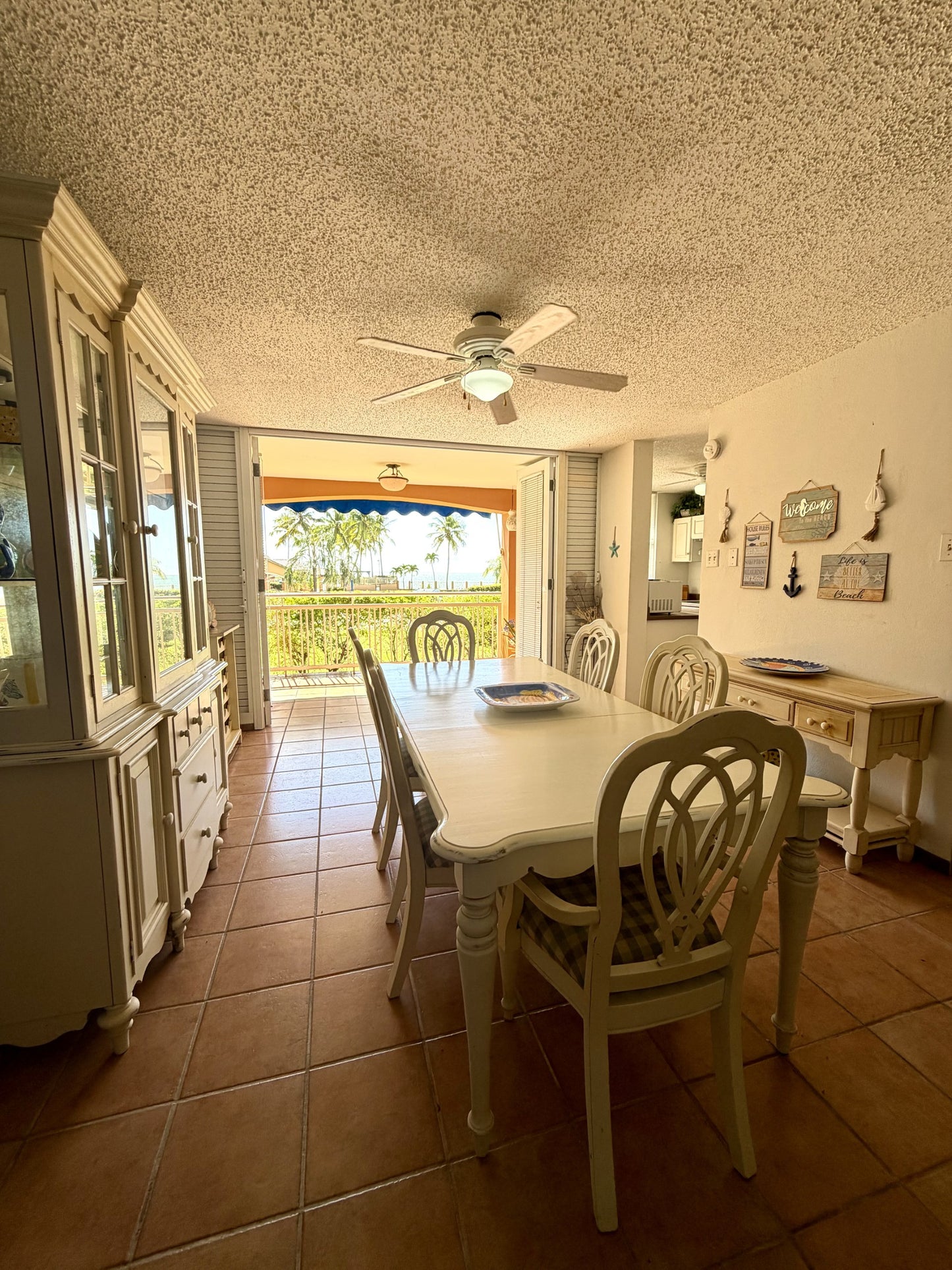 Playa Almirante Condominium