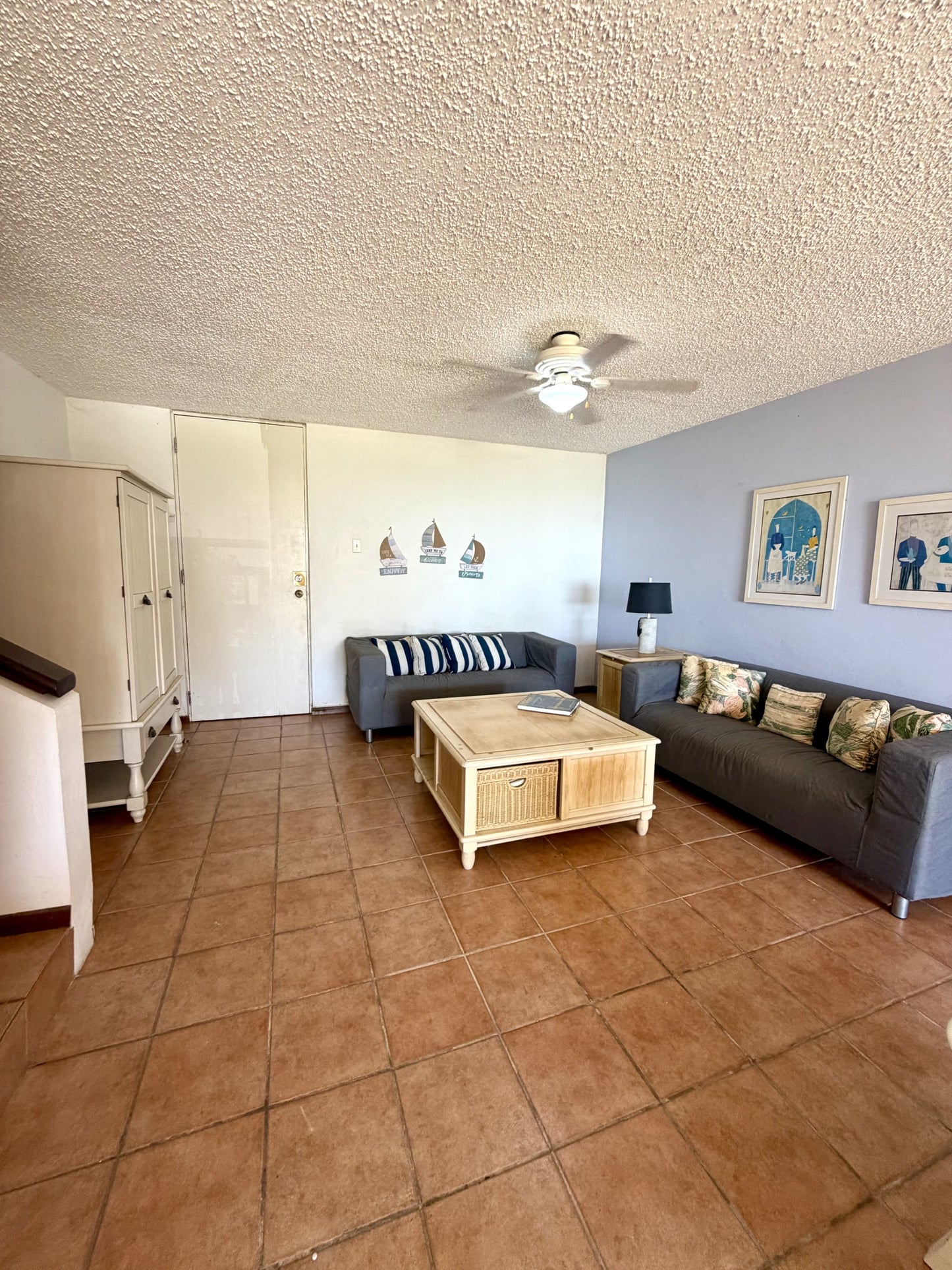 Playa Almirante Condominium