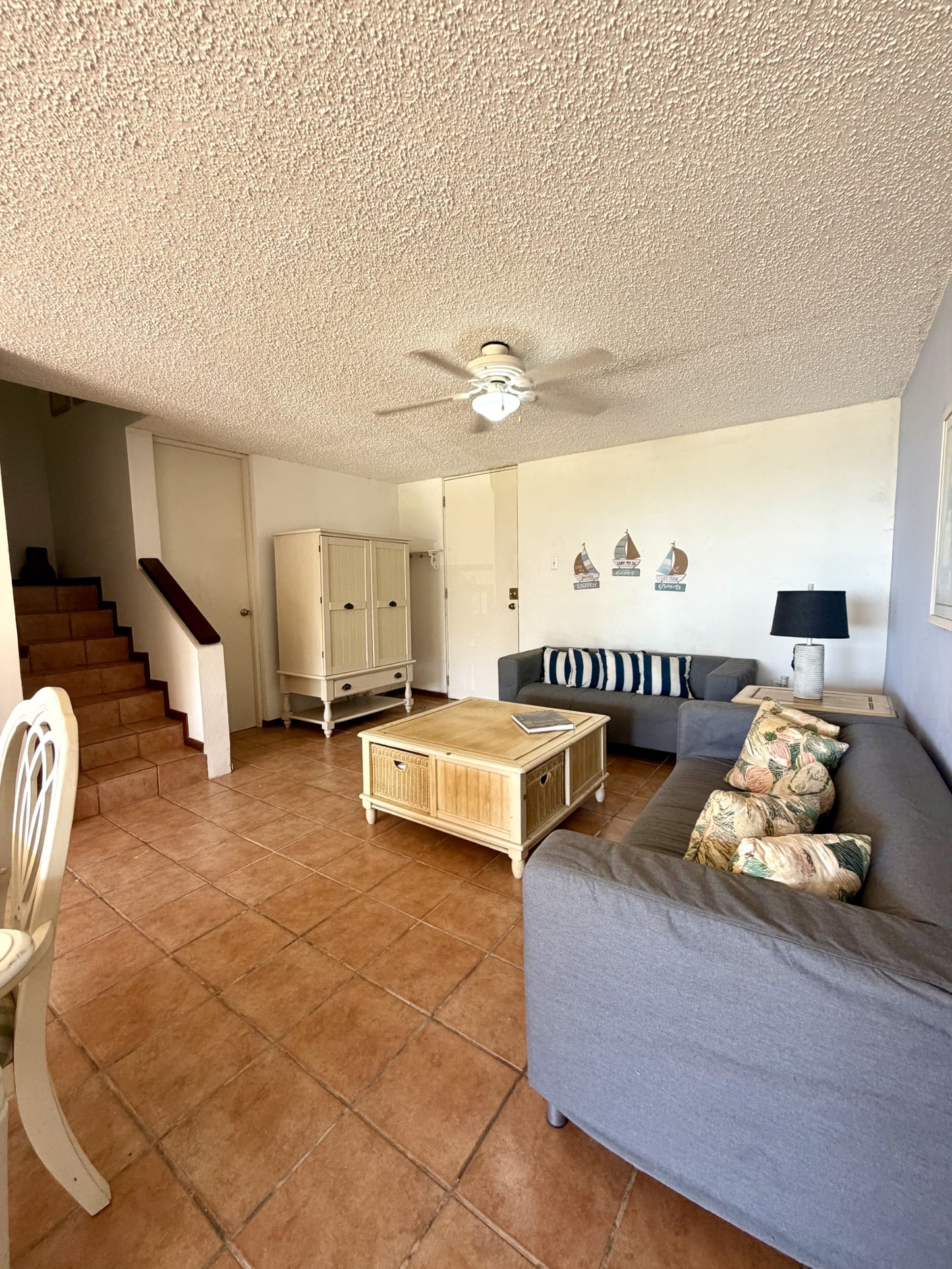 Playa Almirante Condominium