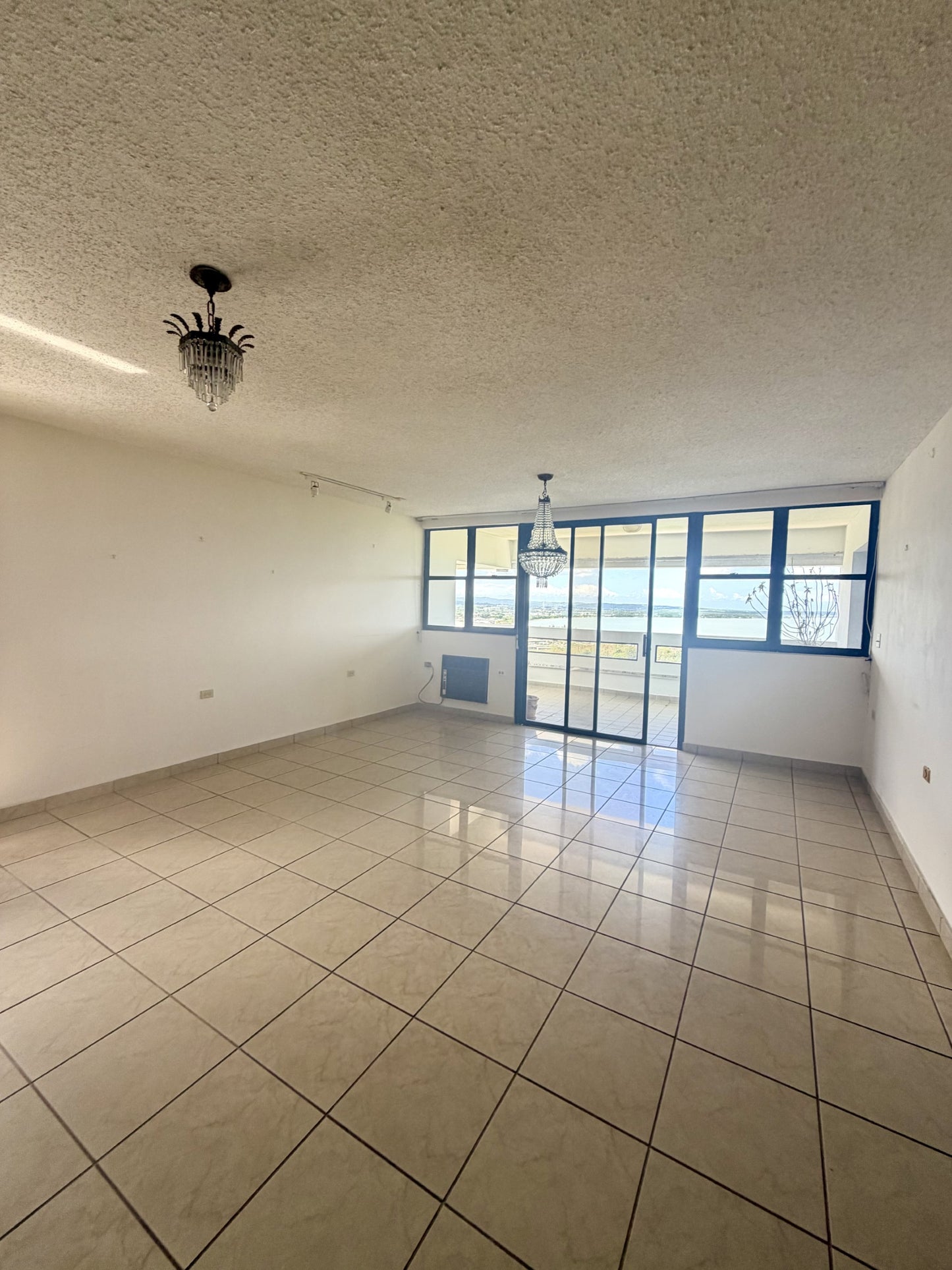 El Castillo Condominium