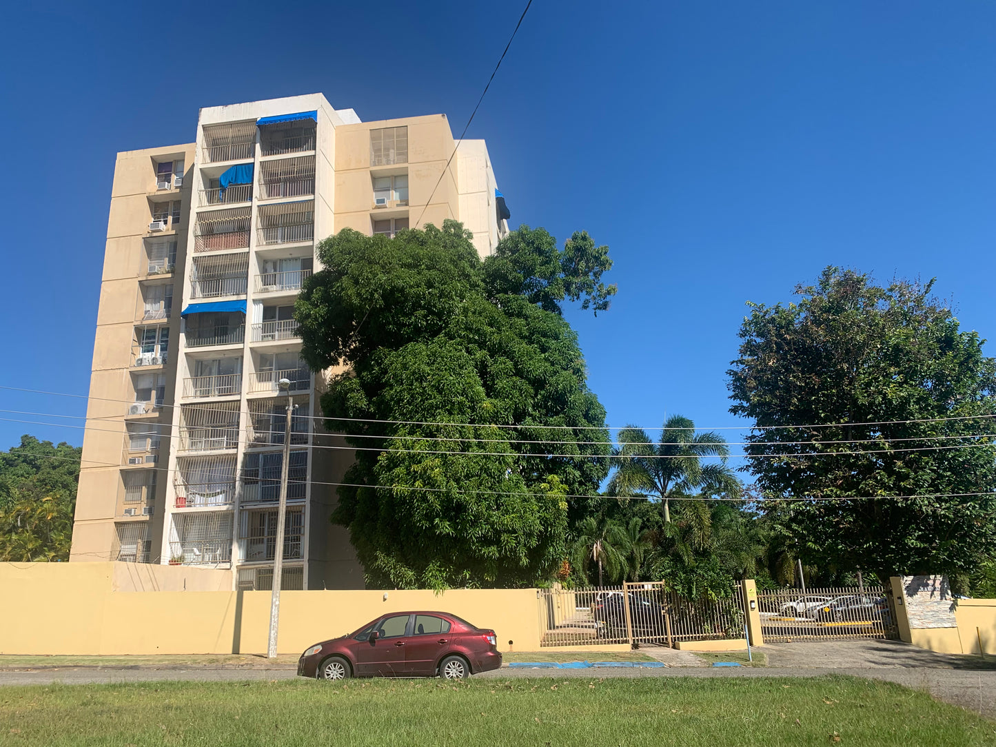 Condominio Alturas de Mayagüez